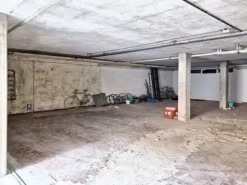 #23005 Fabbricato con unità direzionali, commerciali e residenziali