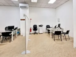 #23005 Fabbricato con unità direzionali, commerciali e residenziali