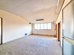 #23005 Fabbricato con unità direzionali, commerciali e residenziali