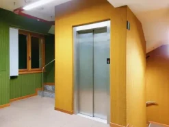 #21602 Fabbricato direzionale con residenza e servizi
