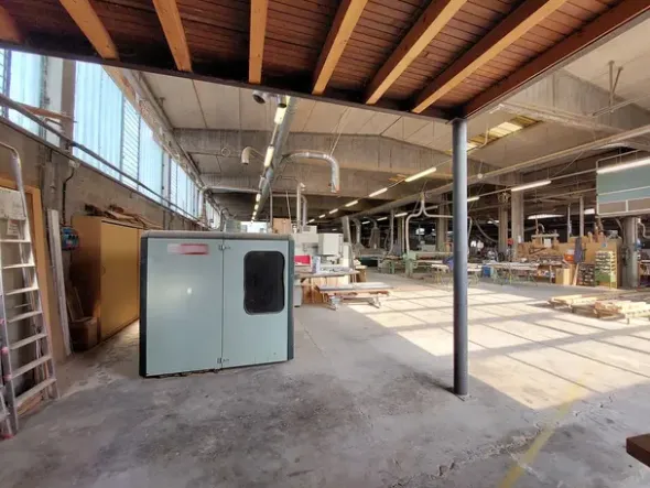 #22877 Fabbricato industriale-artigianale con area di pertinenza