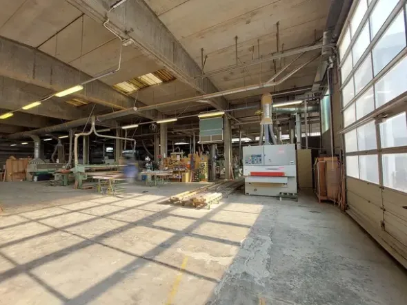 #22877 Fabbricato industriale-artigianale con area di pertinenza
