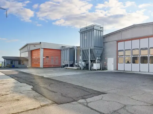 #22877 Fabbricato industriale-artigianale con area di pertinenza