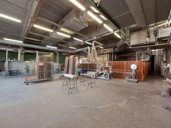 #22877 Fabbricato industriale-artigianale con area di pertinenza
