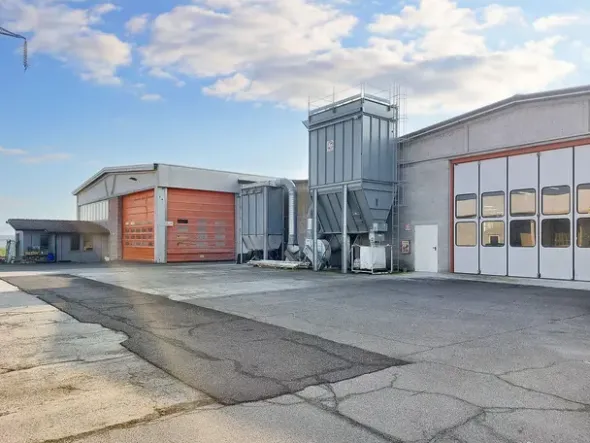 #22877 Fabbricato industriale-artigianale con area di pertinenza