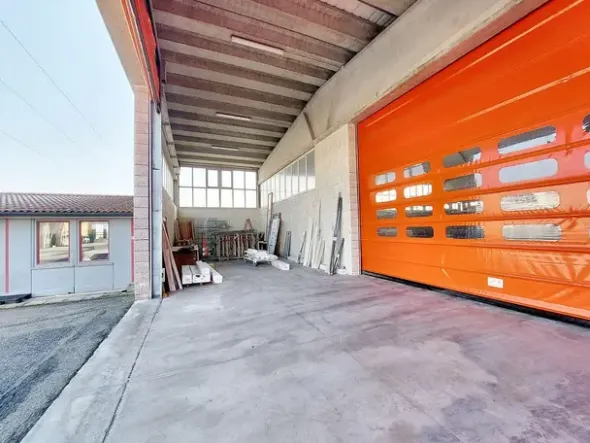 #22877 Fabbricato industriale-artigianale con area di pertinenza