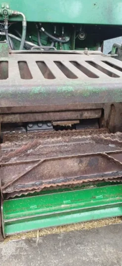 1#8542 Falciatrinciacaricatrice John Deere 5460