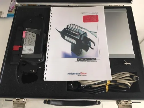 fascettatrice automatica hellermanntyton
