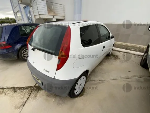 2#9768 Fiat Punto Van