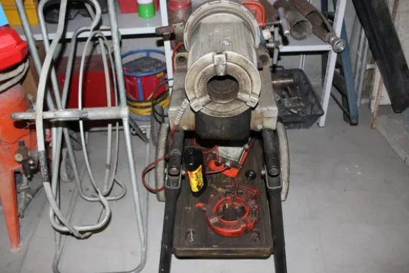 80#3918 Filettatrice Ridgid 1233