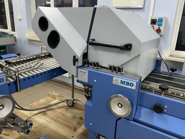 Folding machine MBO T530 / 4-F + cross + delivery
