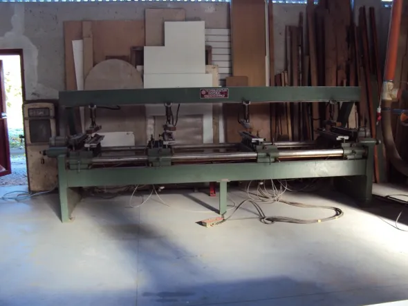 foratrice per legno a 4 teste