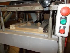 45#4517 Foratrice per sedili in legno