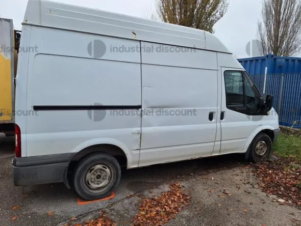 5#9992 Ford Transit