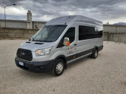 Ford Transit 18 posti