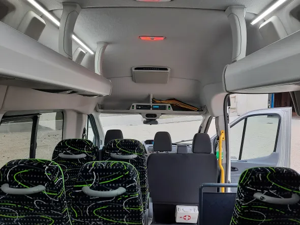 Ford Transit 18 posti