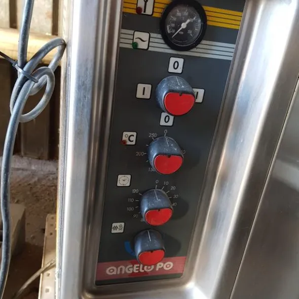 51#4068 Forno a gas Angelo Po