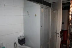 43#3961 Forno a legna in muratura con bruciatore e attrezzatura