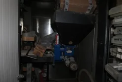 43#4902 Forno a legna in muratura con bruciatore e attrezzatura