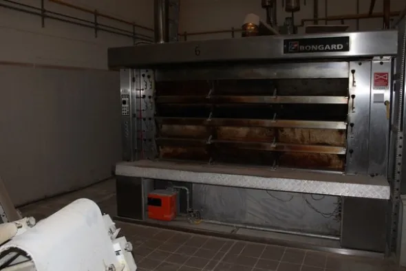 41#4902 Forno a platea