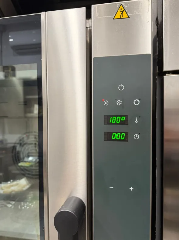 FORNO CONVEZIONE A GAS 10 TEGLIE MBM