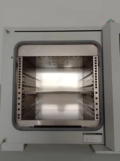 FORNO LABORATORIO - MMM MEDCENTER VENTICELL 55 (FOR-17)