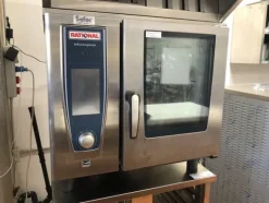 39#6082 Forno Rational