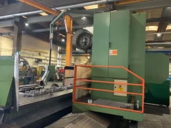 9#8345 Fresatrice cnc a montante mobile con testa birotativa manuale