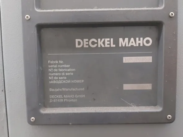 11#7923 Fresatrice CN Deckel Maho DMU 60