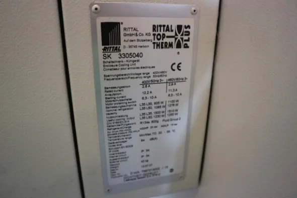 12#5528 Fresatrice Hermle