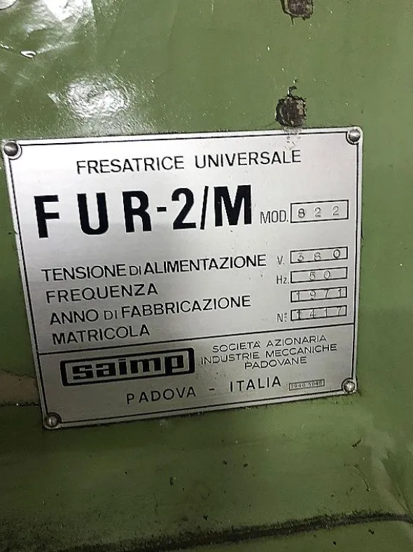 Fresatrice tradizionale universale