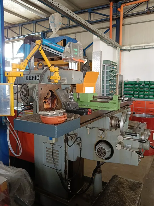 FRESATRICE UNIVERSALE BERICO
