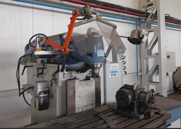 Fresatrice universale BERNARDO Variomill FU 2000E Servo