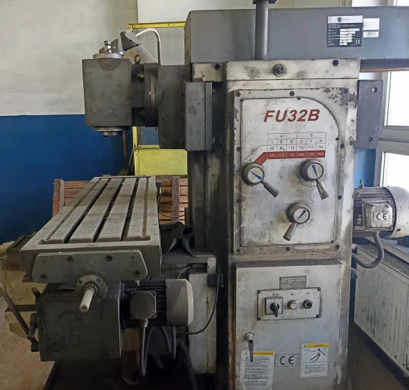 Fresatrice universale EUROMETAL FU-32B