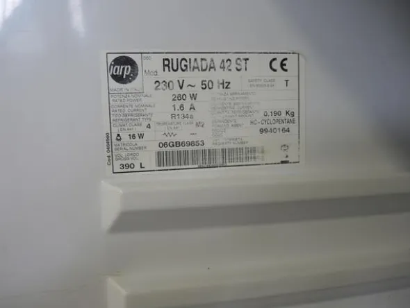 36#4128 Frigo in plastica