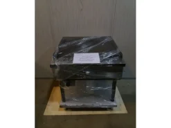 Fry-top elettrico con vano e base d'appoggio