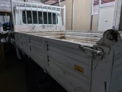 2#8017 Furgone cassonato Iveco