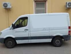 14#7533 Furgone coibentato Mercedes