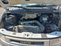 1#8118 Furgone con cassone a sponde Iveco Daily 35C13