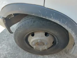1#8118 Furgone con cassone a sponde Iveco Daily 35C13