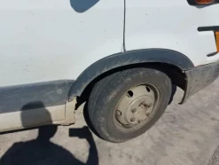 1#8118 Furgone con cassone a sponde Iveco Daily 35C13