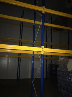 1#7597 Furgone con cella frigo e scaffalatura industriale