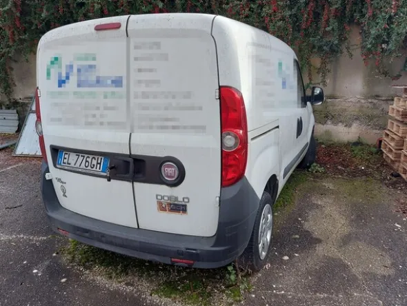 6#7455 Furgone Fiat Doblò