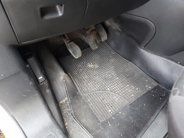 6#7455 Furgone Fiat Doblò