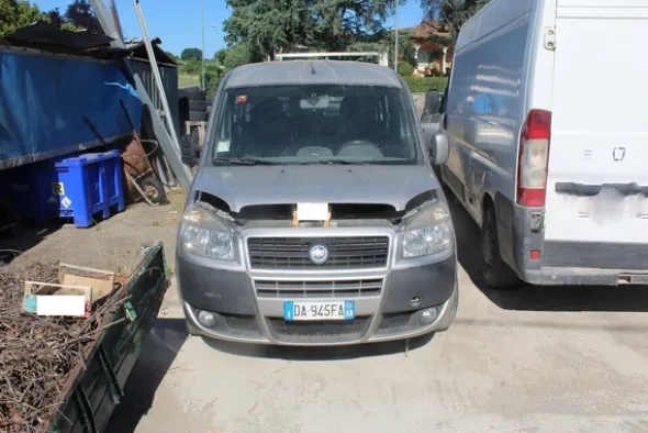 2#6285 Furgone Fiat Doblò