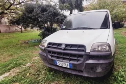 2#7467 Furgone Fiat Doblo'