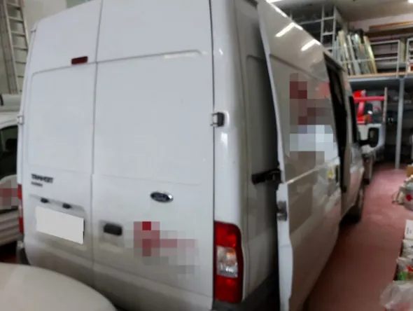 12#6186 Furgone Ford Transit