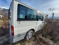 10#8924 Furgone Ford trasporto persone 8 posti
