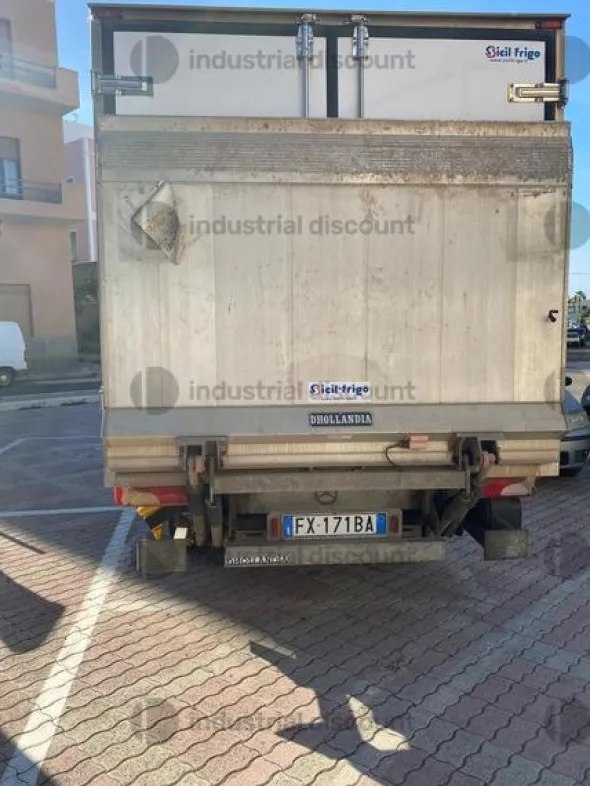 5#10098 Furgone isotermico Mercedes Sprinter
