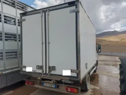 4#8039 Furgone isotermico Renault